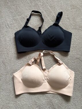 Momcozy nursing bras black and nude